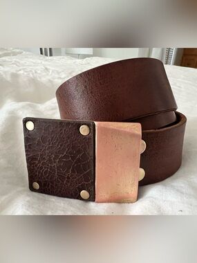 Distressed belt copper and brass modernist Italy size 34 buffalo leather brown
